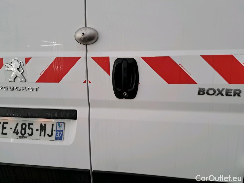 Peugeot  Boxer PEUGEOT  VU 4p Fourgon BLUEHDI 110 PREMIUM 335 L3H3 #1