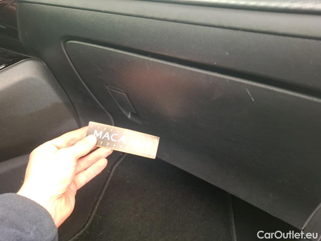  Peugeot  208  Premium 1.5 HDi 100CV BVM6 E6d #21