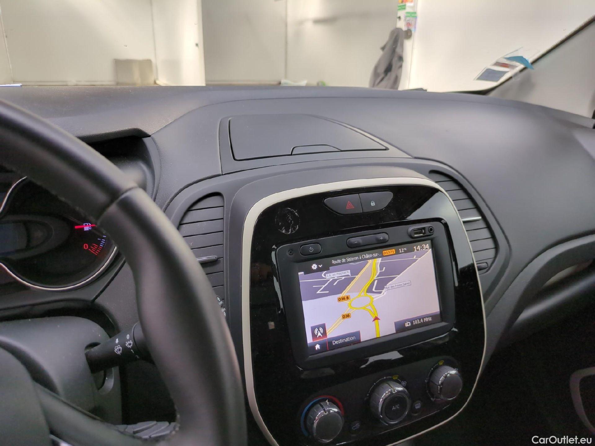  Renault  Captur RENAULT  5p Crossover Business dCi 90 #8