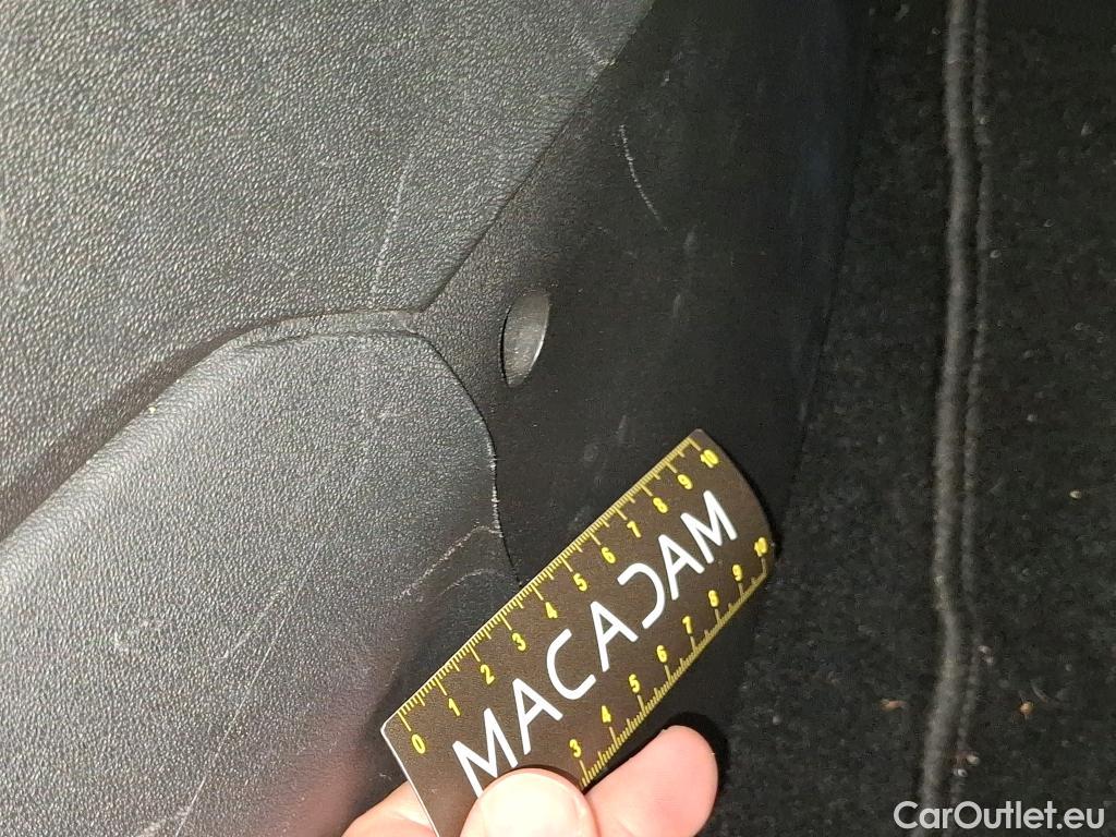  Peugeot  208  Affaire Premium Pack 1.5 HDi 100CV BVM5 E6dT #51