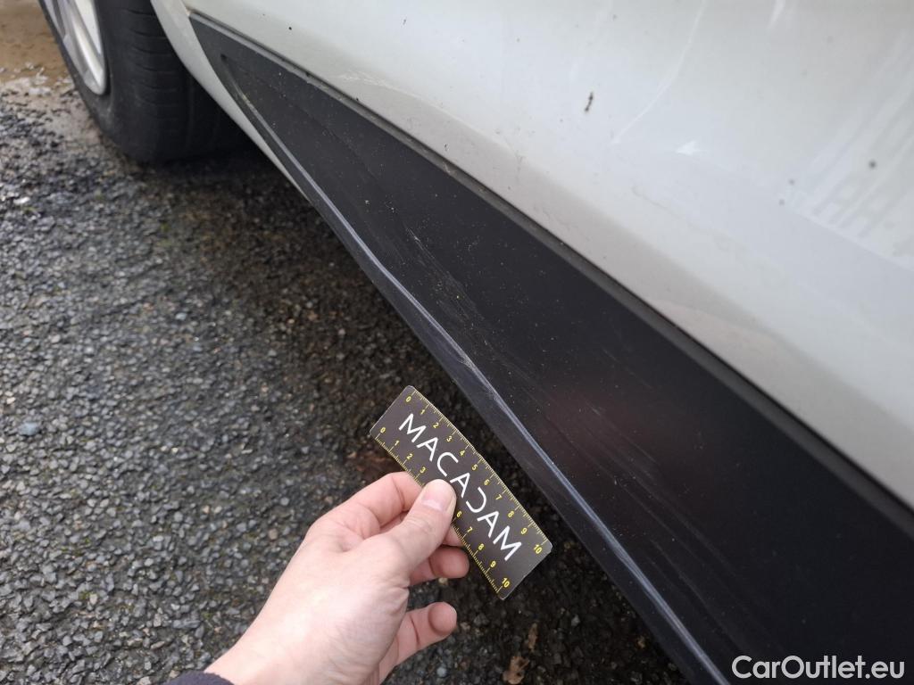  Renault  Clio  IV Air MediaNav 1.5 dCi 75CV BVM5 E6 #13