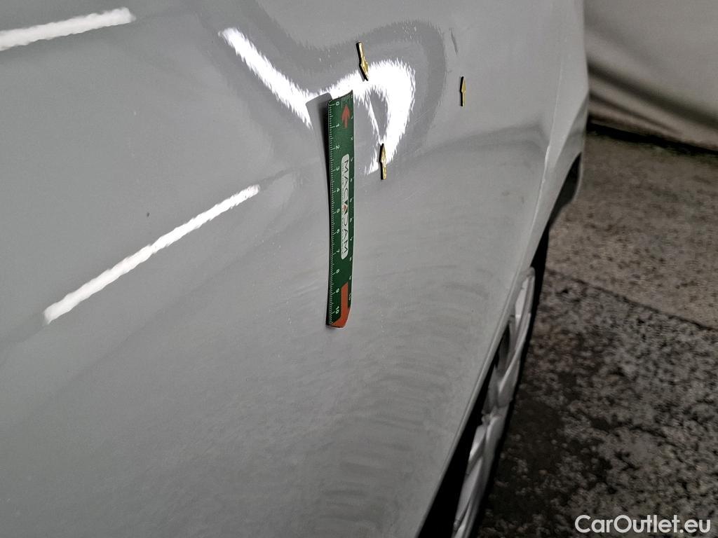  Renault  Clio  IV Air MediaNav 1.5 dCi 75CV BVM5 E6 #27