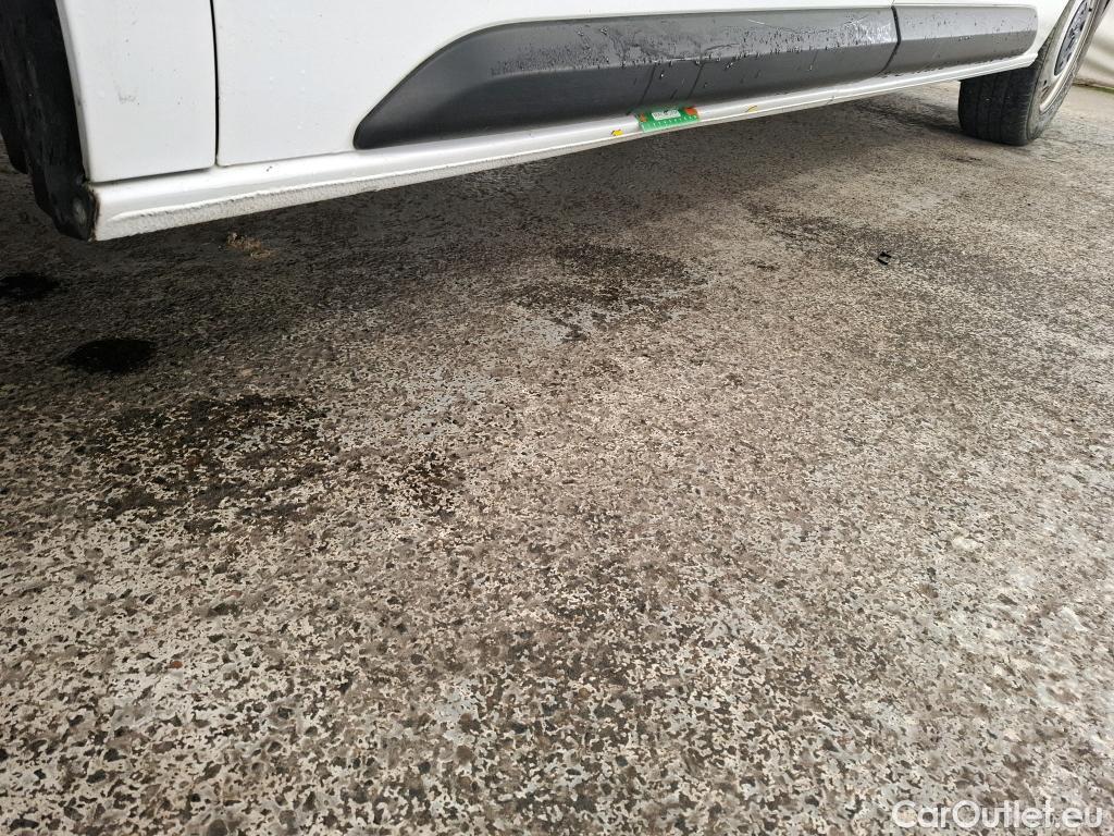  Peugeot  Expert  Fourgon Premium Standard 1.5 HDi 120CV BVM6 E6d #5