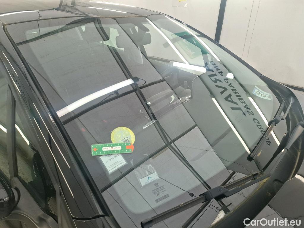  Peugeot  208  Affaire Premium Pack 1.5 HDi 100CV BVM5 E6dT #1