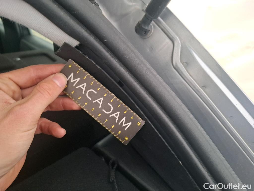  Peugeot  208  Premium 1.5 HDi 100CV BVM6 E6d #9