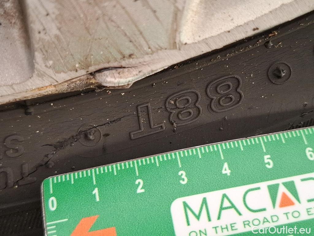  Renault  Clio  IV Air MediaNav 1.5 dCi 75CV BVM5 E6 #25