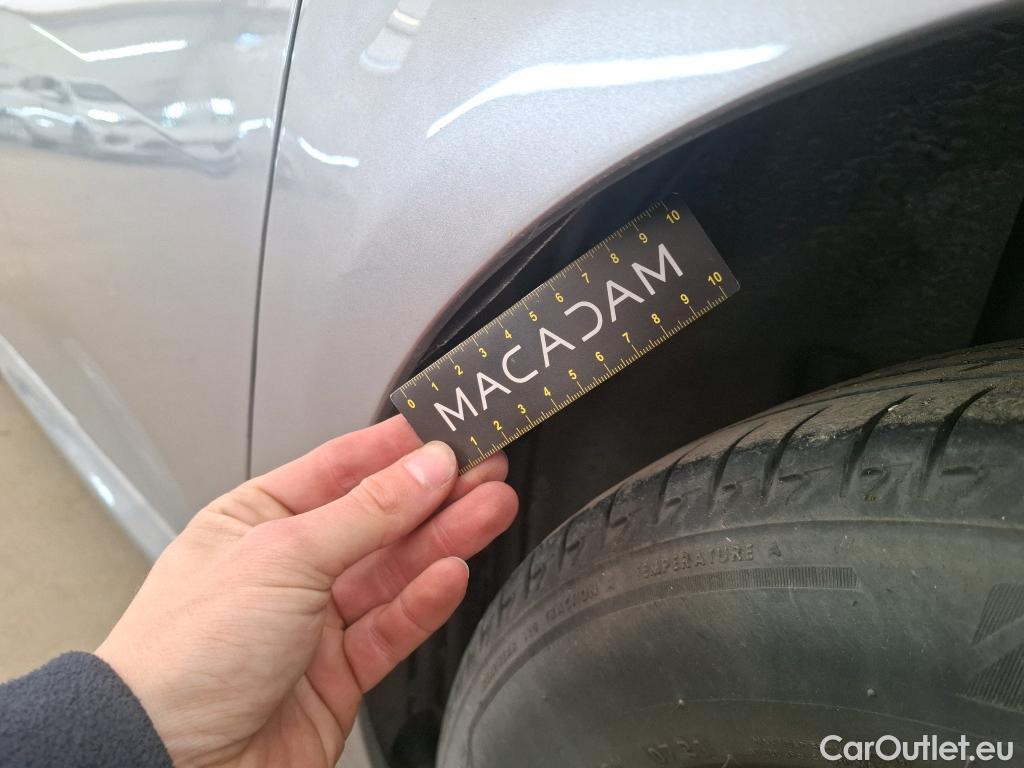  Peugeot  208  Premium 1.5 HDi 100CV BVM6 E6d #28