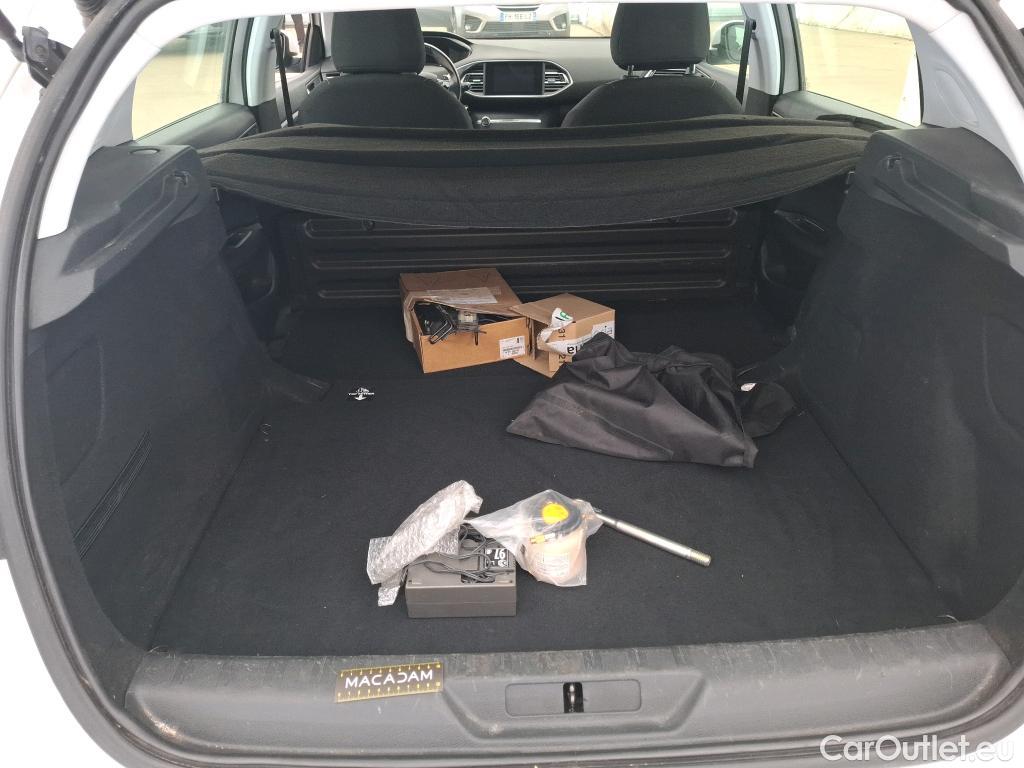  Peugeot  308  Active Business 1.5 HDi 130CV BVA8 E6d / TRANSFO VP VF #1