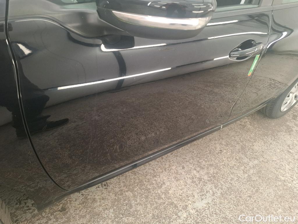  Peugeot  208  Affaire Premium Pack 1.5 HDi 100CV BVM5 E6dT #3