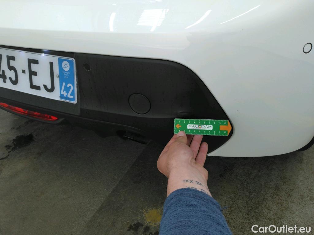  Peugeot  208  Premium 1.5 HDi 100CV BVM6 E6d #1