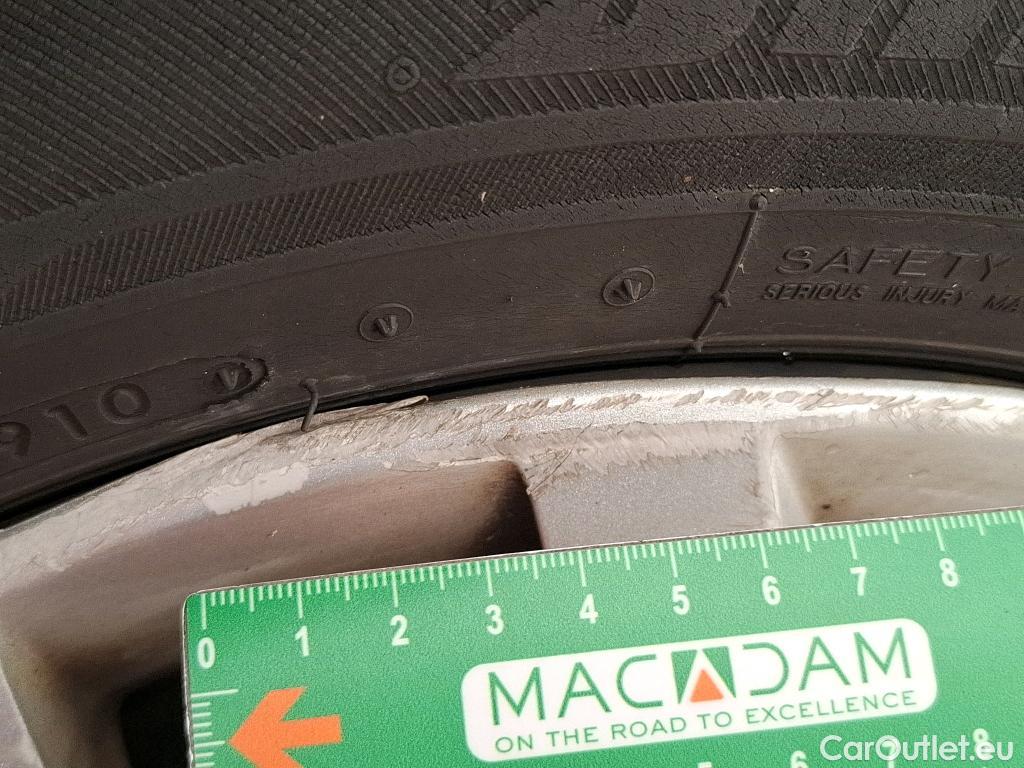  Renault  Clio  IV Air MediaNav 1.5 dCi 75CV BVM5 E6 #31