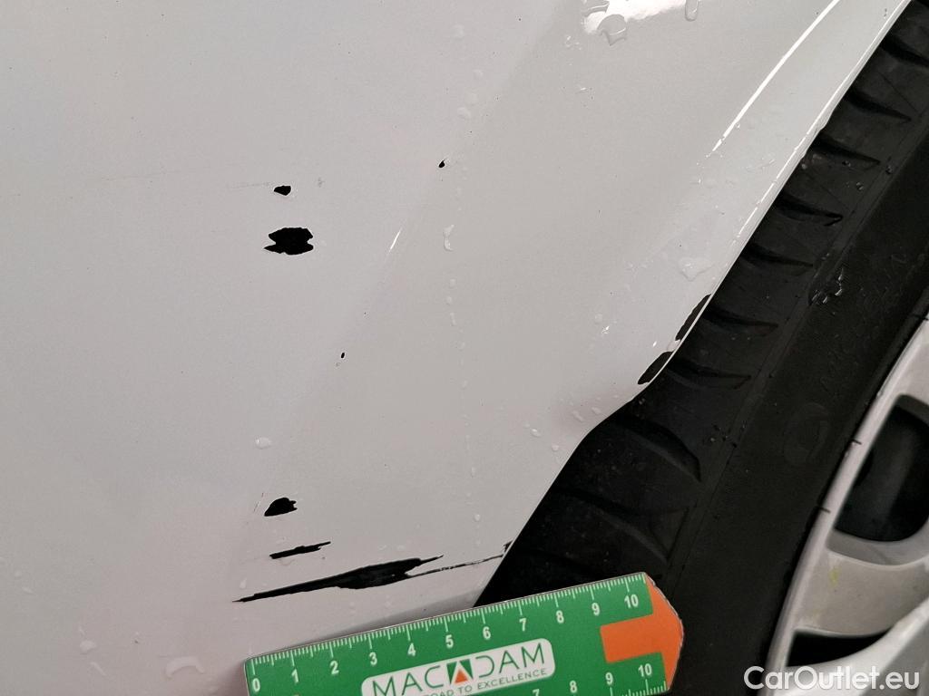  Renault  Clio  IV Air MediaNav 1.5 dCi 75CV BVM5 E6 #15