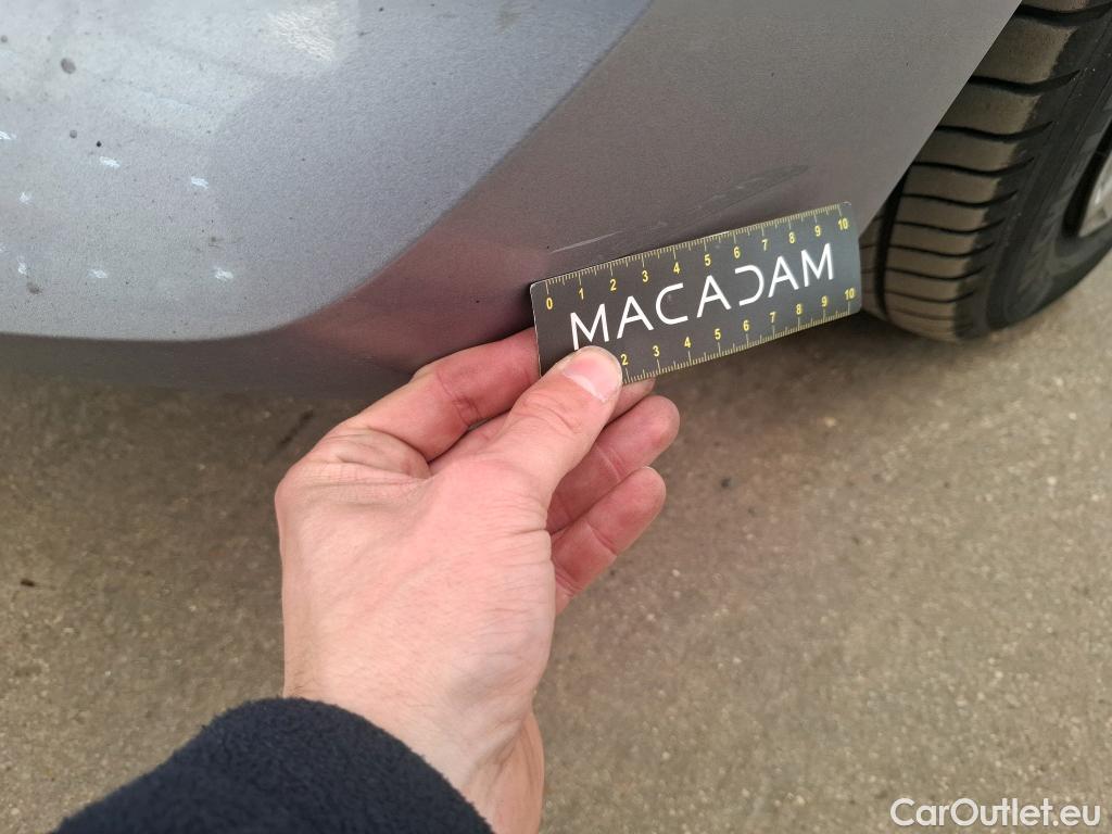  Peugeot  208  Premium 1.5 HDi 100CV BVM6 E6d #32