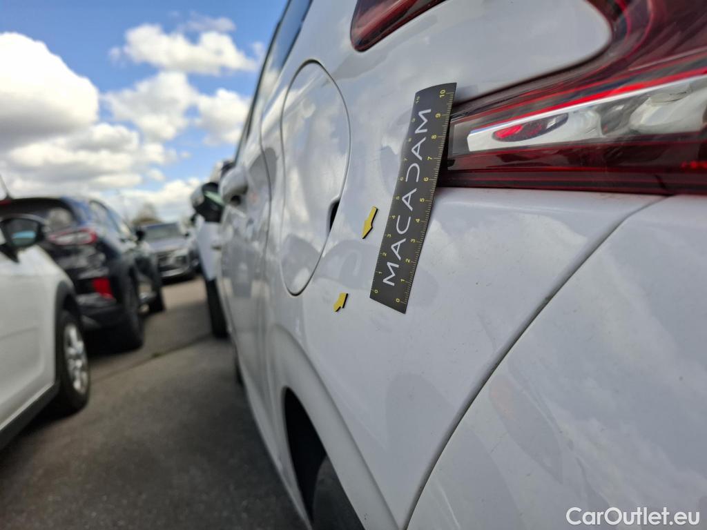  Peugeot  208  Affaire Premium Pack 1.5 HDi 100CV BVM5 E6dT #23