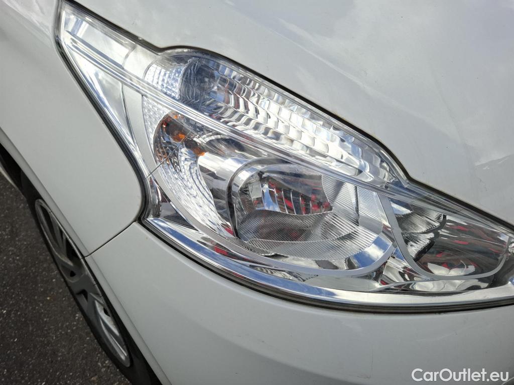  Peugeot  208  Affaire Premium Pack 1.5 HDi 100CV BVM5 E6dT #66