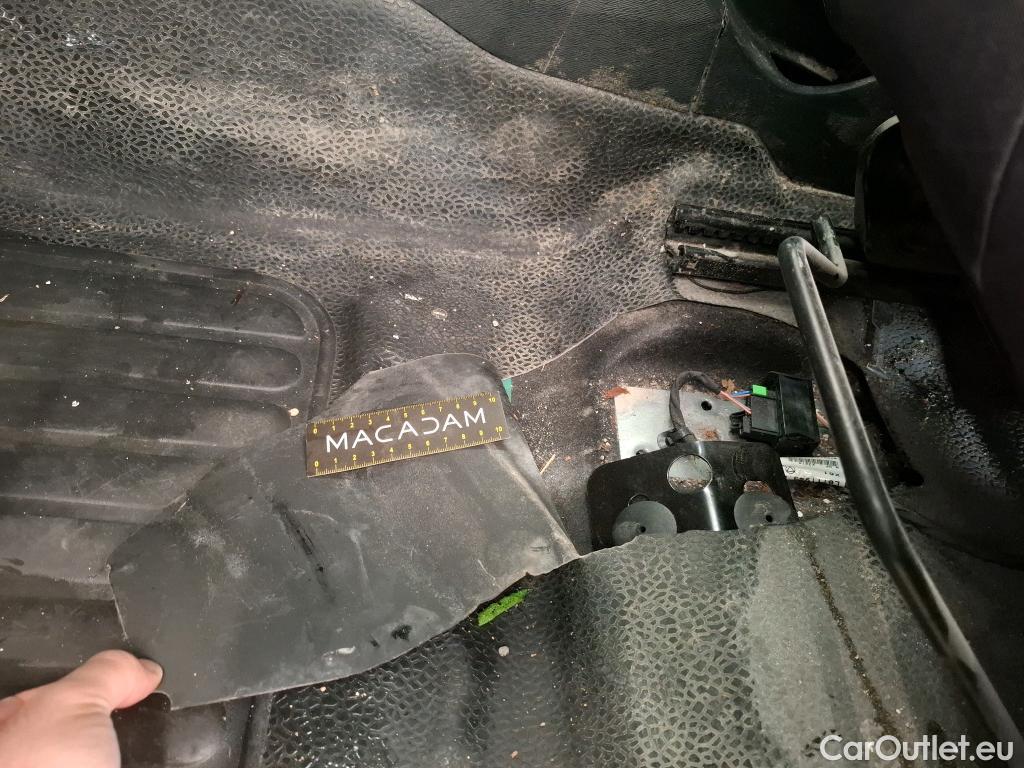  Renault  Kangoo  Express Confort (L1) 1.5 dCi 90CV BVM5 E6 #10