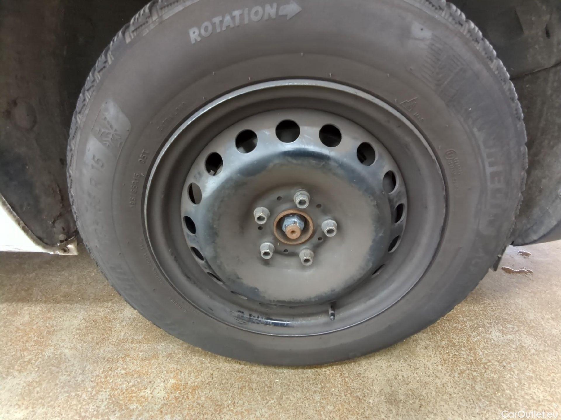  Renault  Kangoo  Express Maxi Extra (Série Spéciale) 1.5 dCi 95 #17