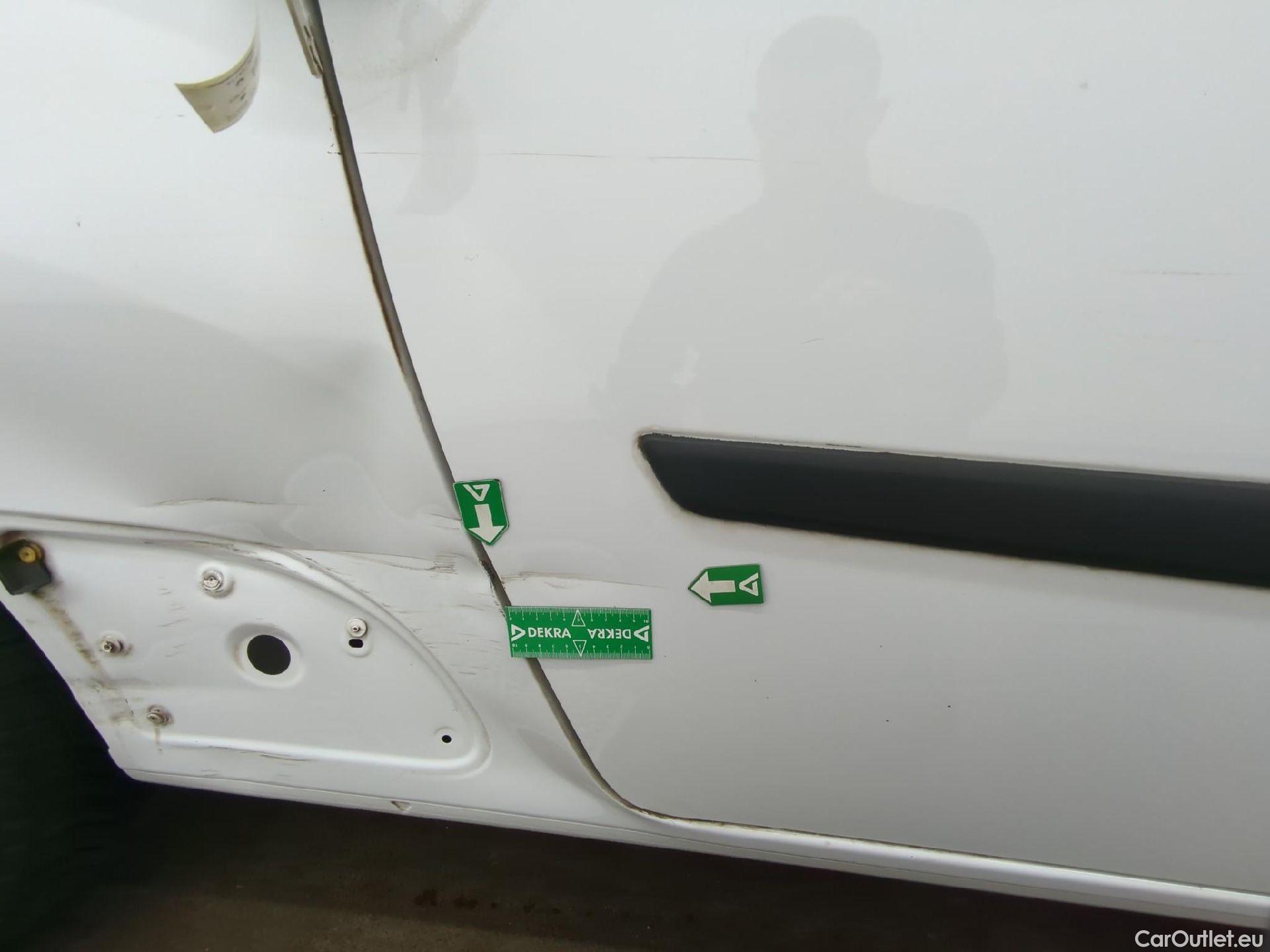  Renault  Kangoo  Express Maxi Extra (Série Spéciale) 1.5 dCi 95 #29