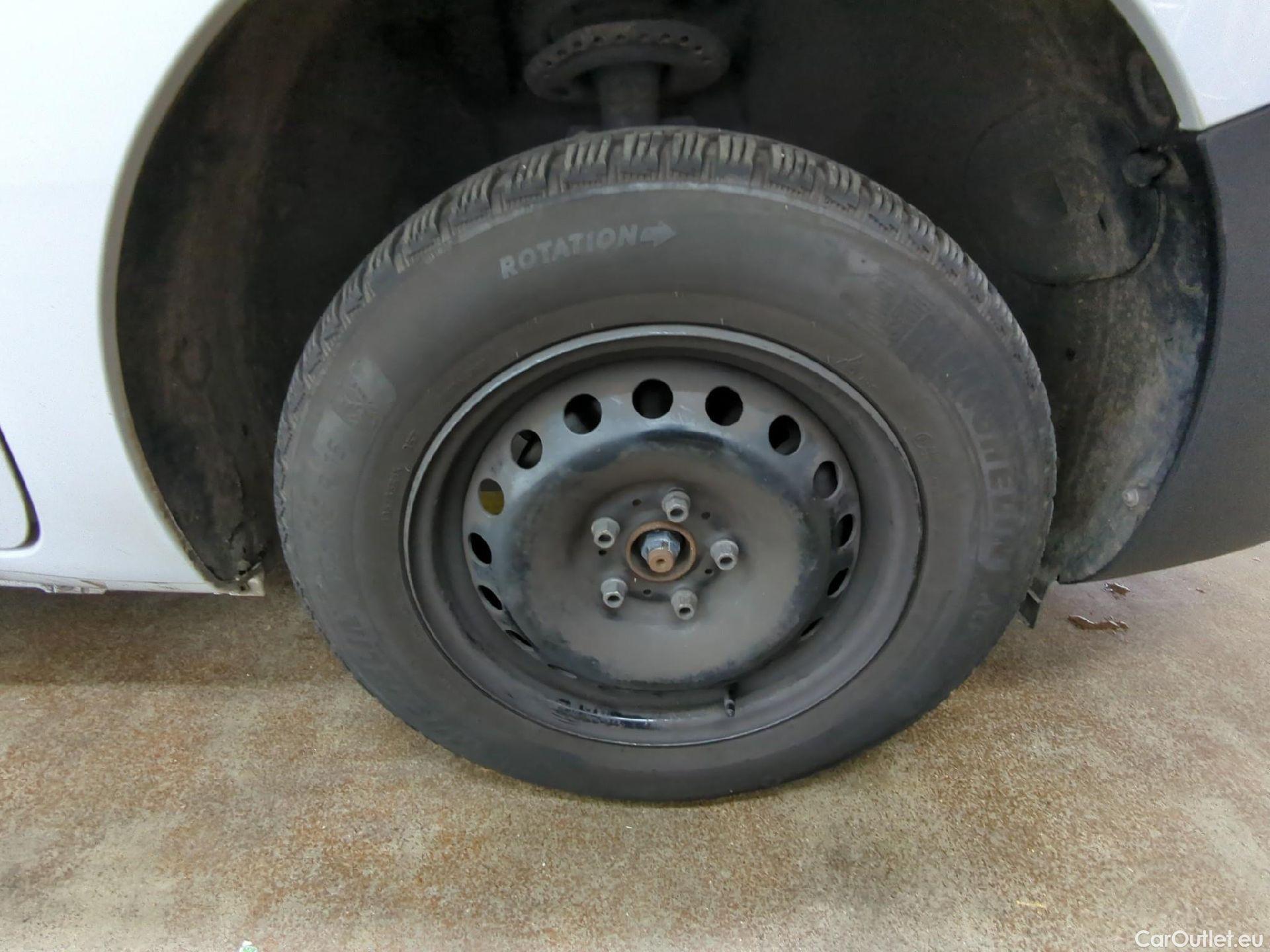  Renault  Kangoo  Express Maxi Extra (Série Spéciale) 1.5 dCi 95 #18