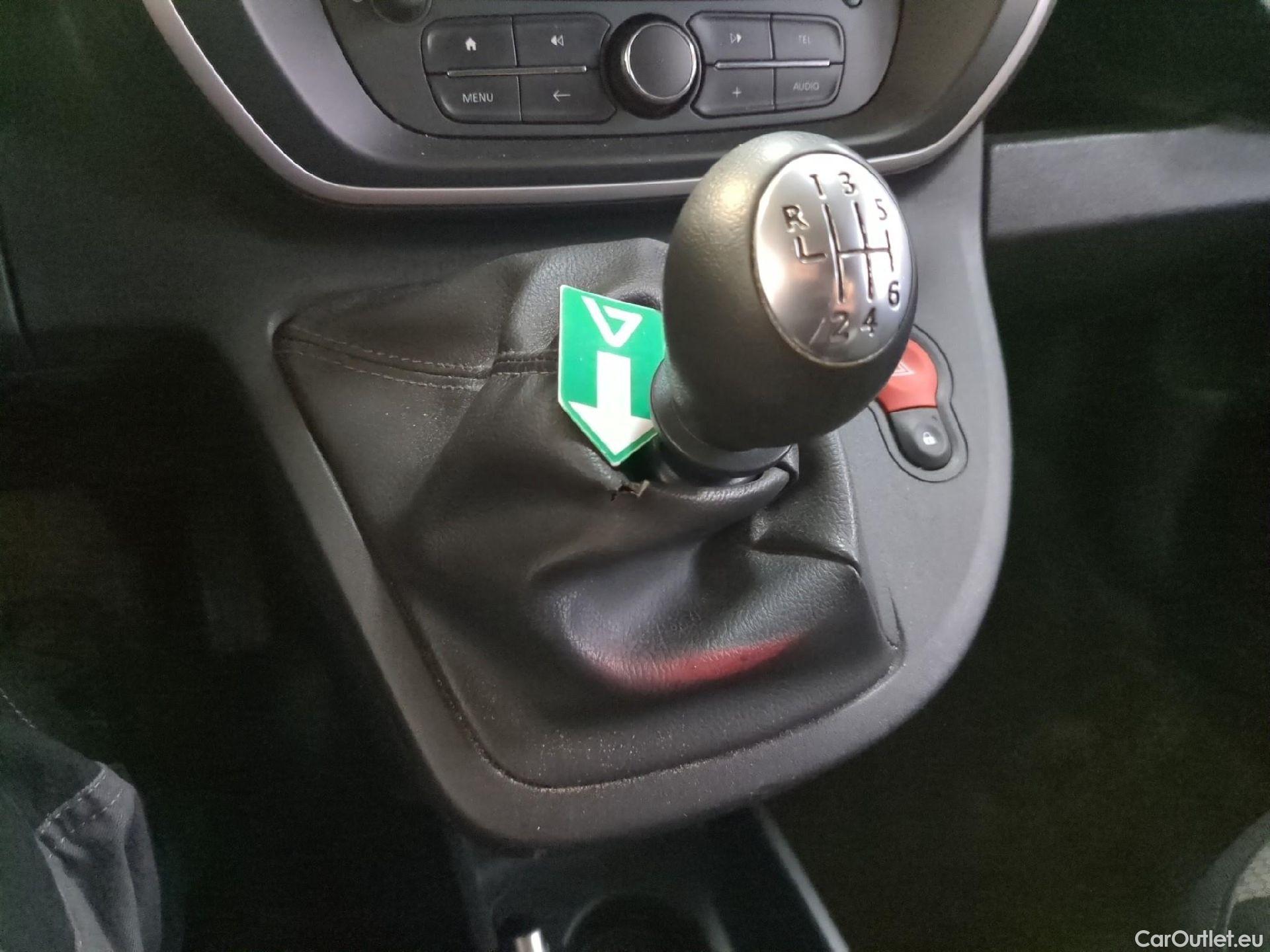  Renault  Kangoo  Express Maxi Extra (Série Spéciale) 1.5 dCi 95 #49