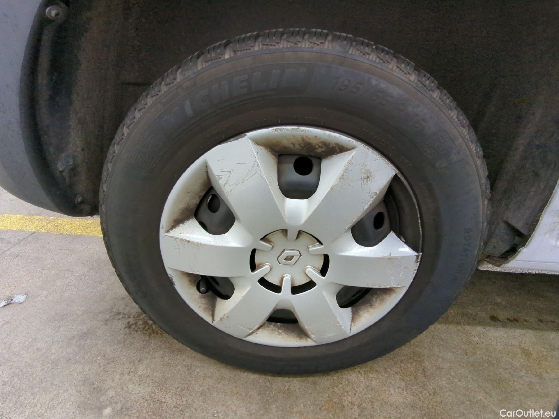  Renault  Kangoo  Express Maxi Extra (Série Spéciale) 1.5 dCi 95 #10