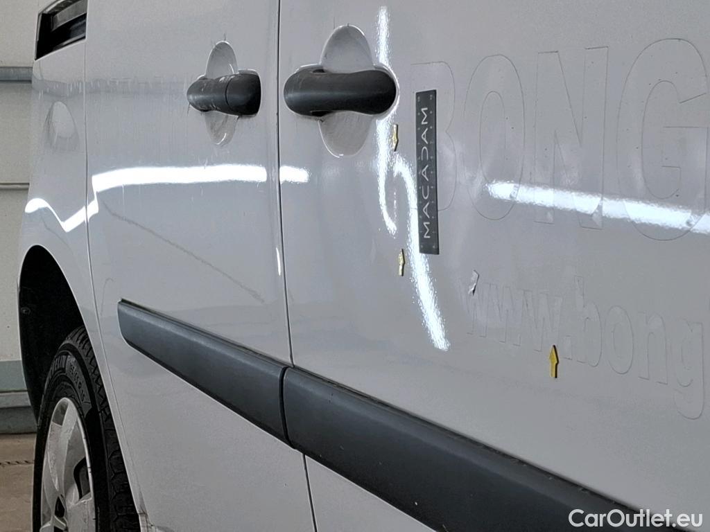  Renault  Kangoo  Express Confort (L1) 1.5 dCi 90CV BVM5 E6 #47