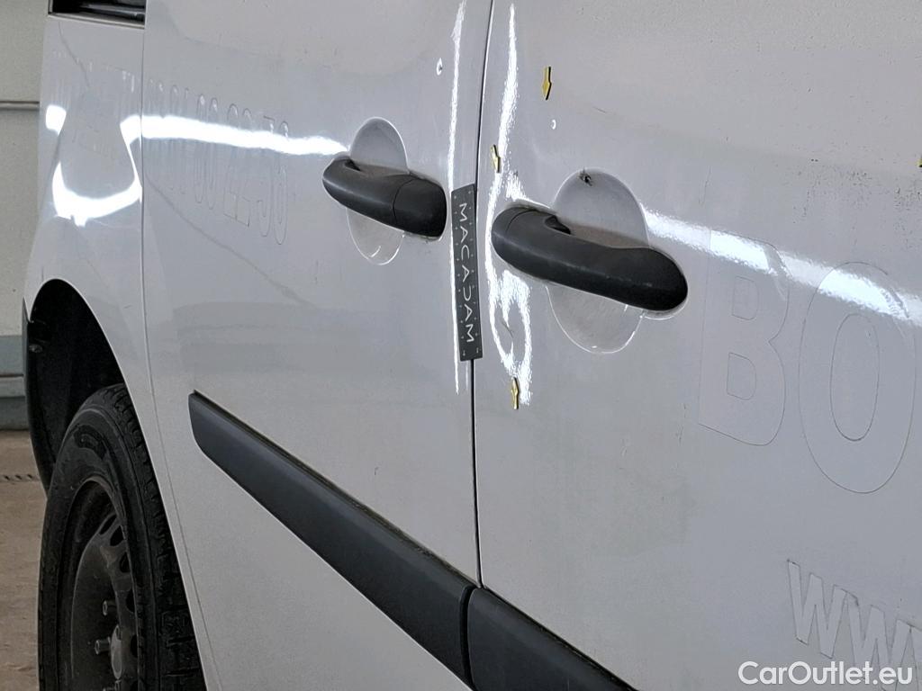  Renault  Kangoo  Express Confort (L1) 1.5 dCi 90CV BVM5 E6 #24