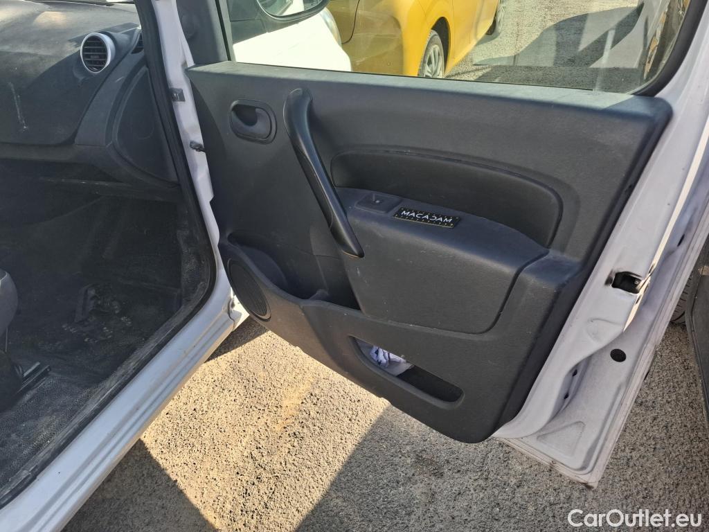  Renault  Kangoo  Express Confort (L1) 1.5 dCi 90CV BVM5 E6 #47