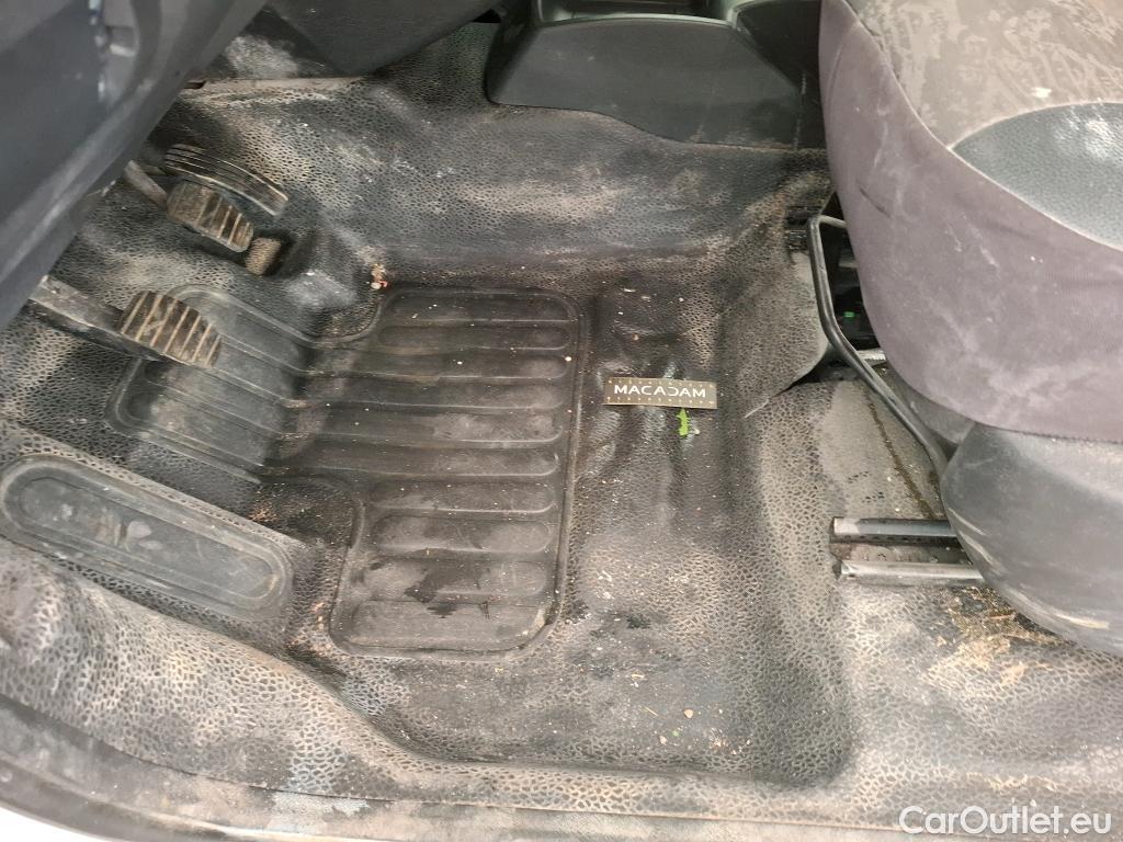  Renault  Kangoo  Express Confort (L1) 1.5 dCi 90CV BVM5 E6 #9