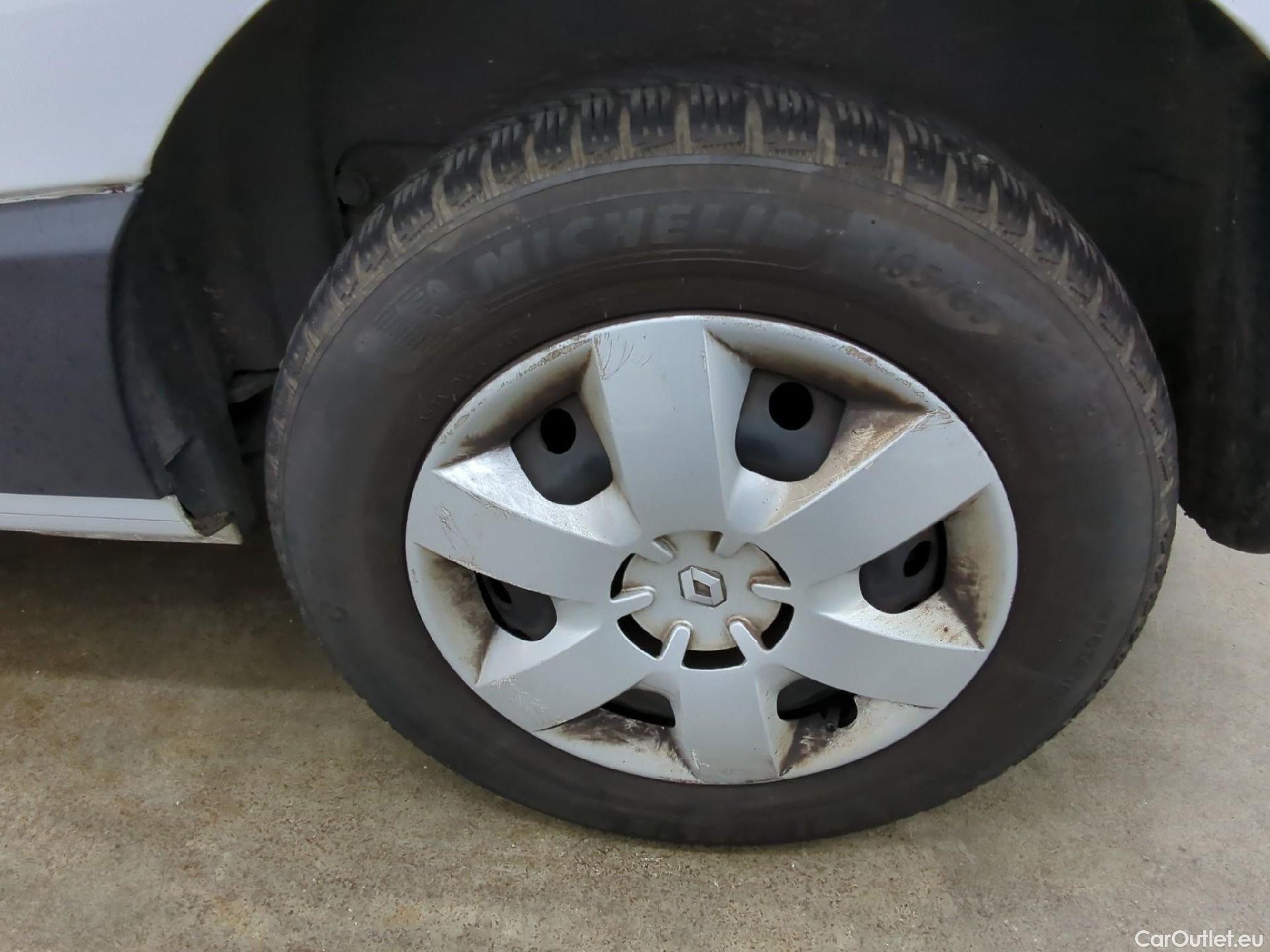  Renault  Kangoo  Express Maxi Extra (Série Spéciale) 1.5 dCi 95 #9