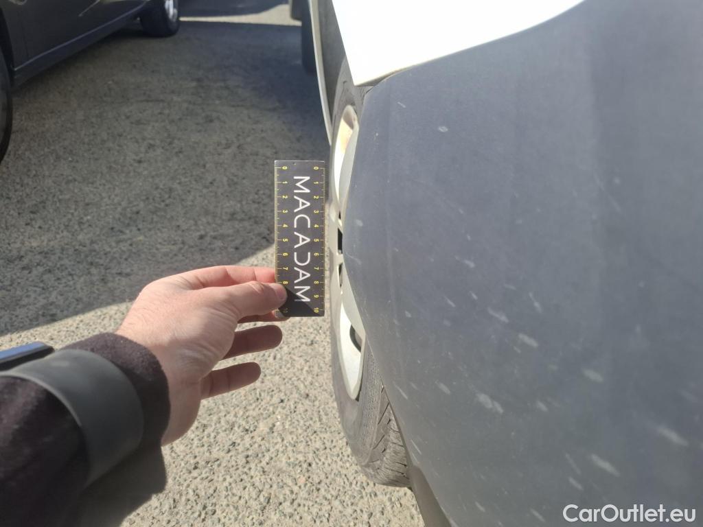  Renault  Kangoo  Express Confort (L1) 1.5 dCi 90CV BVM5 E6 #22