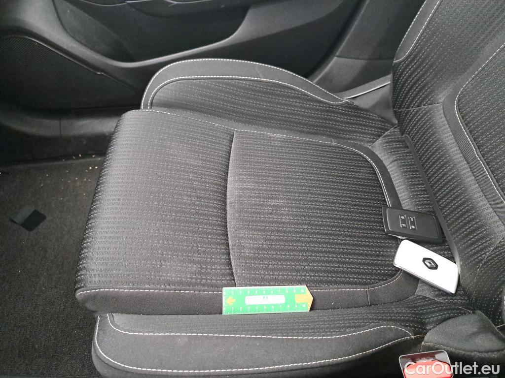  Renault  Megane  IV Berline 5pt. Business 1.3 TCe 115CV BVM6 E6dT / TRANSFO VP VF #13