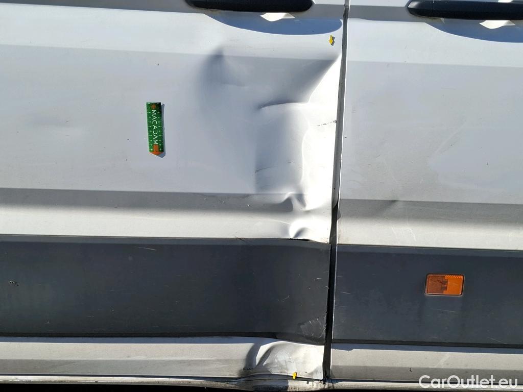  Volkswagen  Crafter VOLKSWAGEN  / 2017 / 4P / Fourgon tôlé 2.0TDI 140 30 L3H3 Business #3