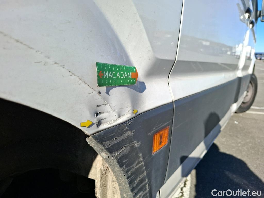  Volkswagen  Crafter VOLKSWAGEN  / 2017 / 4P / Fourgon tôlé 2.0TDI 140 30 L3H3 Business #38