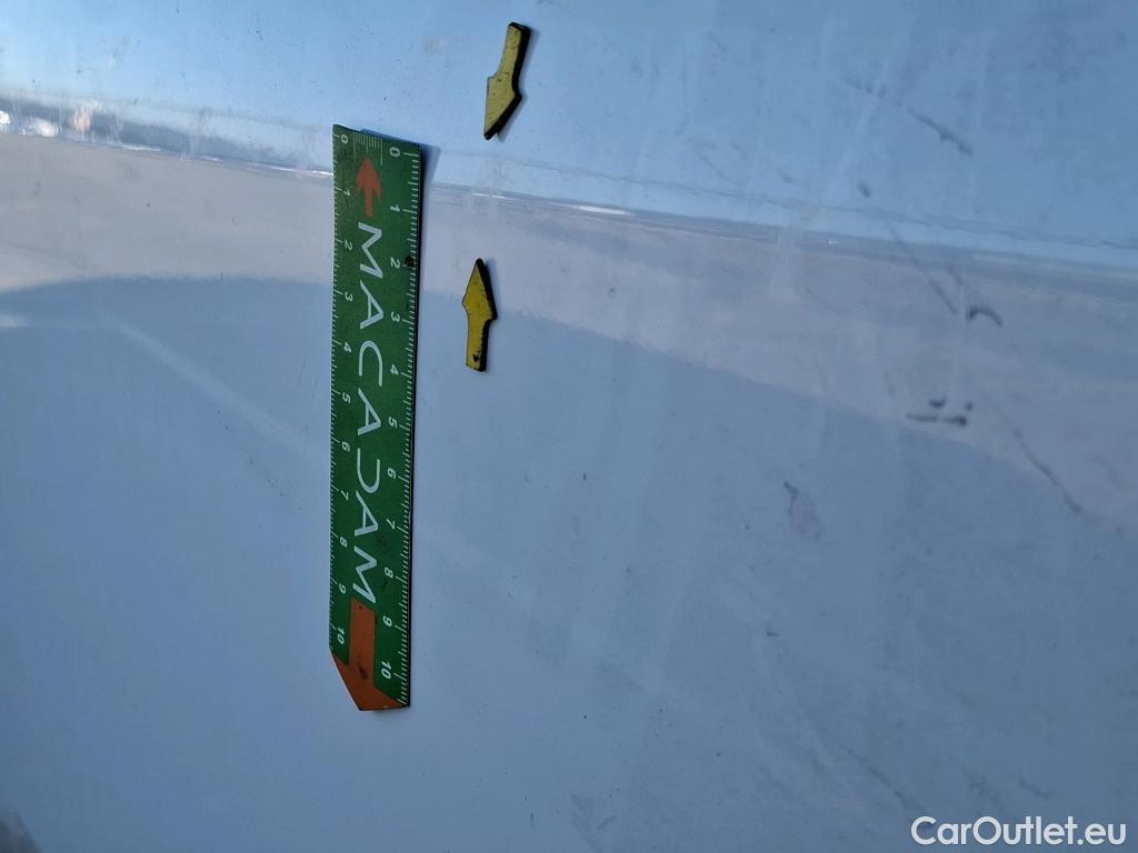  Volkswagen  Crafter VOLKSWAGEN  / 2017 / 4P / Fourgon tôlé 2.0TDI 140 30 L3H3 Business #99