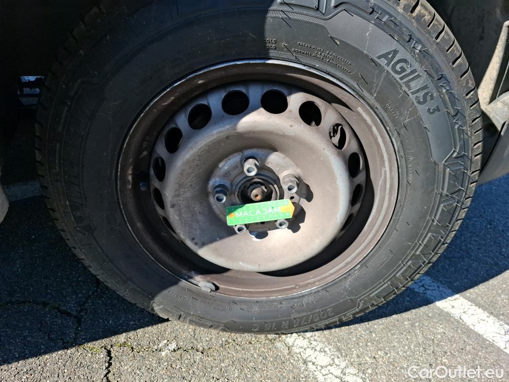  Volkswagen  Crafter VOLKSWAGEN  / 2017 / 4P / Fourgon tôlé 2.0TDI 140 30 L3H3 Business #162