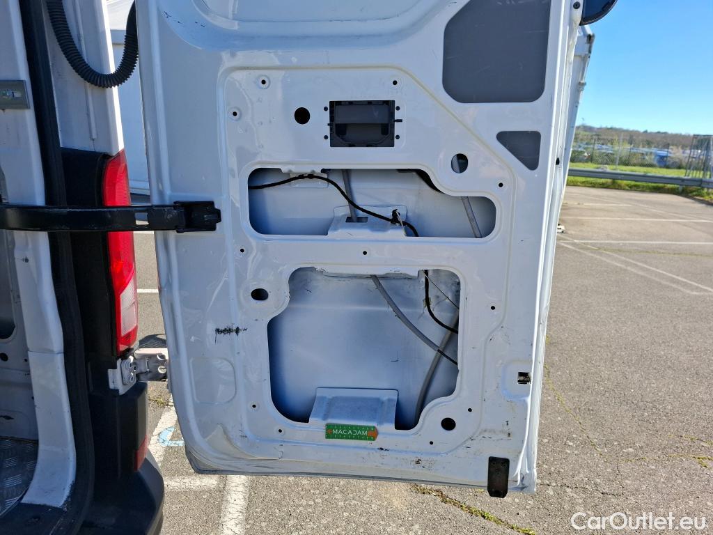  Volkswagen  Crafter VOLKSWAGEN  / 2017 / 4P / Fourgon tôlé 2.0TDI 140 30 L3H3 Business #128