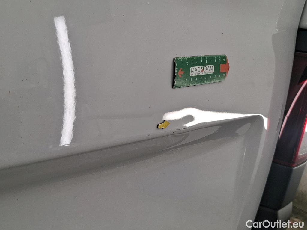  Renault  Trafic  Fourgon L2H1 1300 Confort 1.6 dCi #16