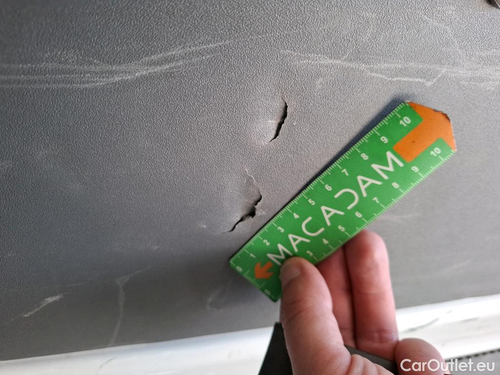  Volkswagen  Crafter VOLKSWAGEN  / 2017 / 4P / Fourgon tôlé 2.0TDI 140 30 L3H3 Business #145