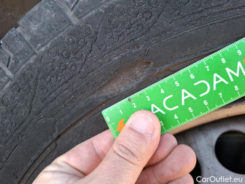  Volkswagen  Crafter VOLKSWAGEN  / 2017 / 4P / Fourgon tôlé 2.0TDI 140 30 L3H3 Business #124