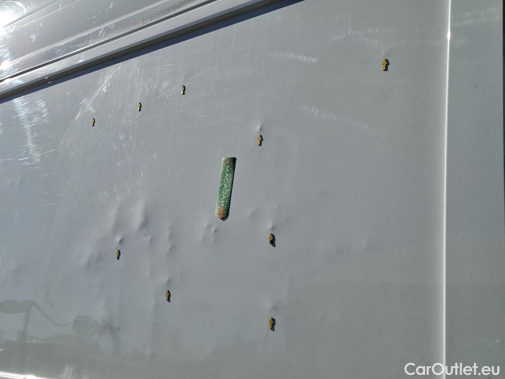  Volkswagen  Crafter VOLKSWAGEN  / 2017 / 4P / Fourgon tôlé 2.0TDI 140 30 L3H3 Business #17