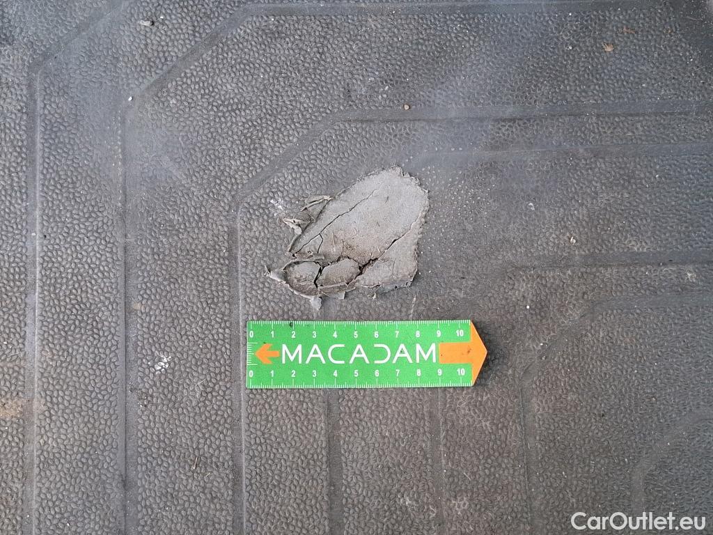  Volkswagen  Crafter VOLKSWAGEN  / 2017 / 4P / Fourgon tôlé 2.0TDI 140 30 L3H3 Business #143