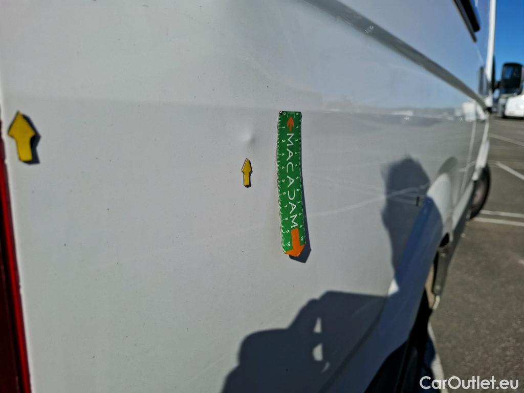  Volkswagen  Crafter VOLKSWAGEN  / 2017 / 4P / Fourgon tôlé 2.0TDI 140 30 L3H3 Business #44