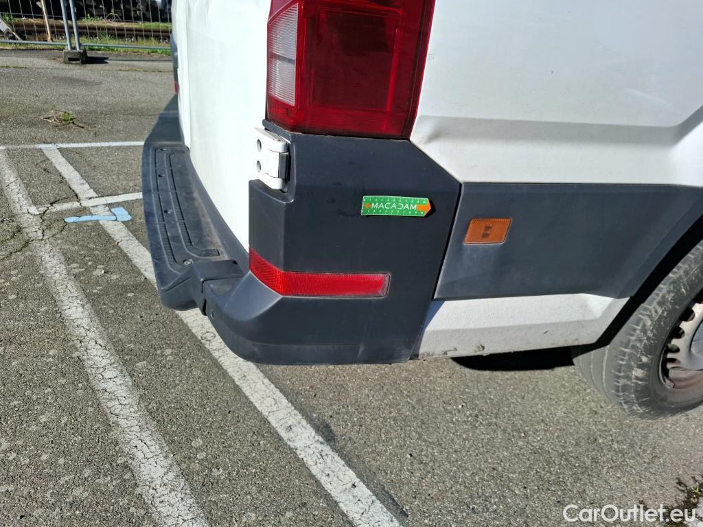  Volkswagen  Crafter VOLKSWAGEN  / 2017 / 4P / Fourgon tôlé 2.0TDI 140 30 L3H3 Business #177