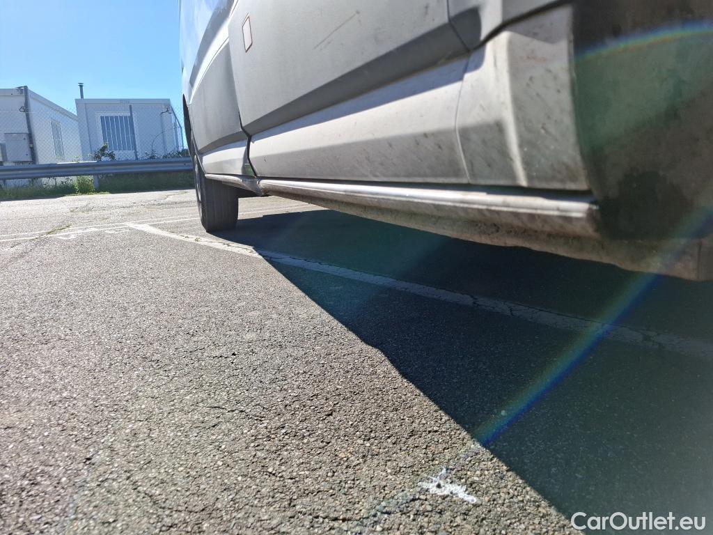  Volkswagen  Crafter VOLKSWAGEN  / 2017 / 4P / Fourgon tôlé 2.0TDI 140 30 L3H3 Business #67