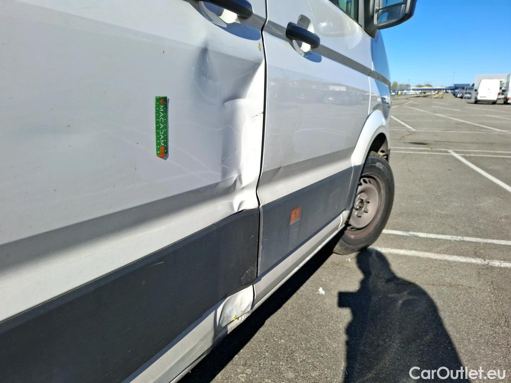  Volkswagen  Crafter VOLKSWAGEN  / 2017 / 4P / Fourgon tôlé 2.0TDI 140 30 L3H3 Business #2