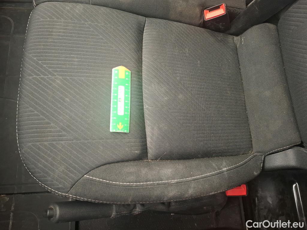  Renault  Trafic  Fourgon L2H1 1300 Confort 1.6 dCi #27