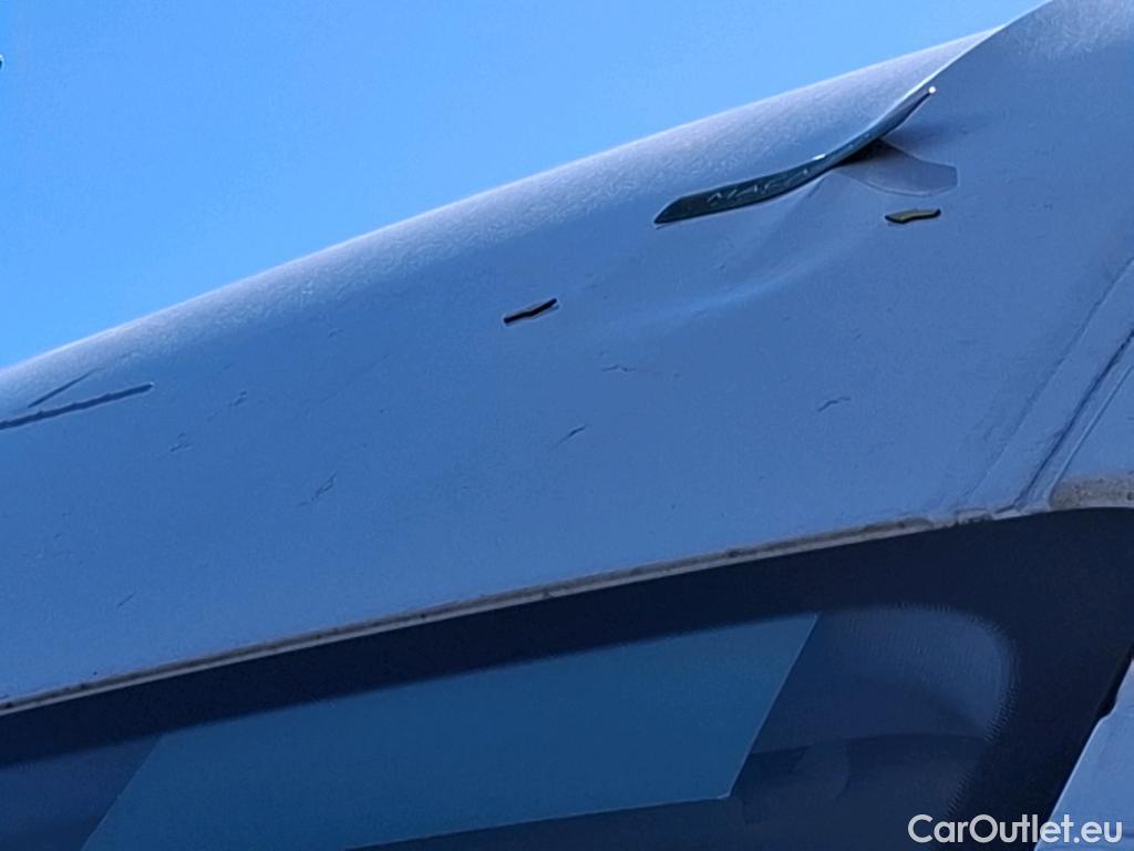  Volkswagen  Crafter VOLKSWAGEN  / 2017 / 4P / Fourgon tôlé 2.0TDI 140 30 L3H3 Business #95