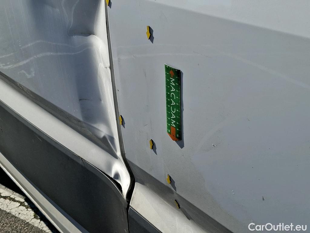  Volkswagen  Crafter VOLKSWAGEN  / 2017 / 4P / Fourgon tôlé 2.0TDI 140 30 L3H3 Business #84