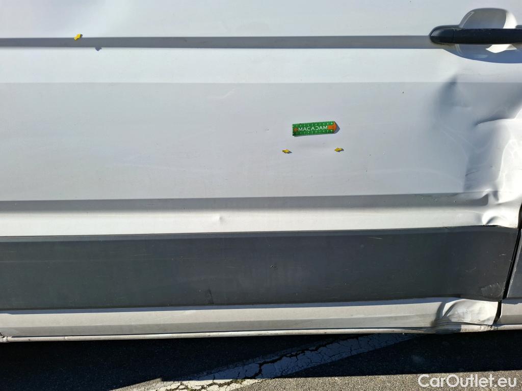  Volkswagen  Crafter VOLKSWAGEN  / 2017 / 4P / Fourgon tôlé 2.0TDI 140 30 L3H3 Business #5